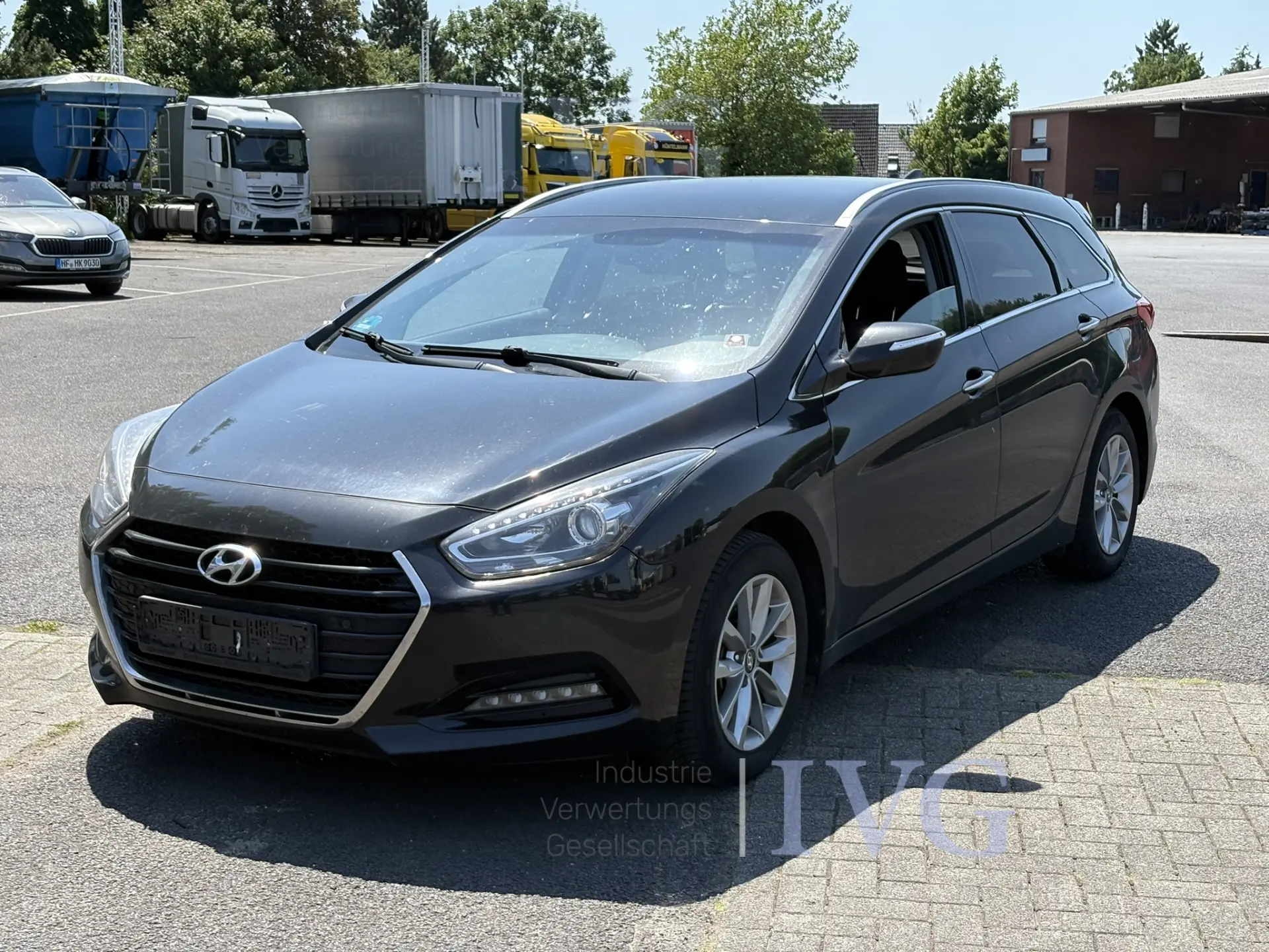 Kombilimousine HYUNDAI i40